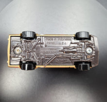 Load image into Gallery viewer, Hot Wheels 2019 Nissan Skyline HT2000GT-X Tan Nightburnerz 5 Pack Loose