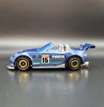 Load image into Gallery viewer, Hot Wheels 2019 '15 Mazda MX-5 Miata Dark Blue Nightburnerz 5 Pack Loose