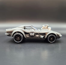 Load image into Gallery viewer, Hot Wheels 2021 '68 Corvette - Gas Monkey Garage Dark Grey Nightburnerz 5 Pack Exclusive