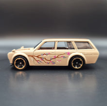 Load image into Gallery viewer, Hot Wheels 2021 '71 Datsun Bluebird 510 Wagon Beige Nightburnerz 5 Pack Loose