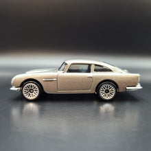 Load image into Gallery viewer, Hot Wheels 2023 Aston Martin 1963 DB5 Fast and Furious 5 Pack Loose