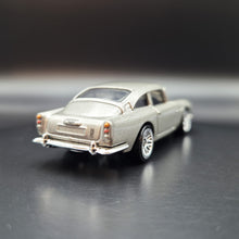 Load image into Gallery viewer, Hot Wheels 2023 Aston Martin 1963 DB5 Fast and Furious 5 Pack Loose