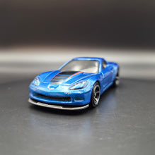 Load image into Gallery viewer, Hot Wheels 2021 '11 Corvette Grand Sport Blue Corvette 5 Pack Exclusive