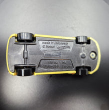 Load image into Gallery viewer, Hot Wheels 2021 Corvette C6R Yellow Corvette 5 Pack Exclusive