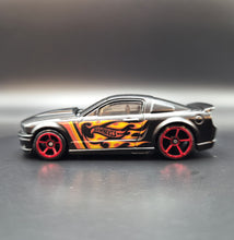 Load image into Gallery viewer, Hot Wheels 2019 '07 Ford Mustang Matte Black HW Flames 5 Pack Loose