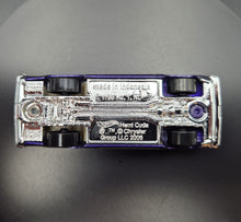 Load image into Gallery viewer, Hot Wheels 2021 '68 Hemi Barracuda Satin Purple HW Flames 5 Pack Loose