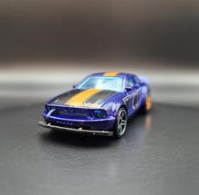 Load image into Gallery viewer, Hot Wheels 2021 2005 Ford Mustang Dark Blue HW Legends 5-Pack Loose