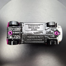 Load image into Gallery viewer, Hot Wheels 2023 Crescendo Purple Motor Show 5 Pack Exclusive