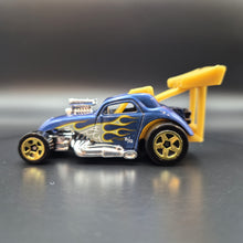 Load image into Gallery viewer, Hot Wheels 2022 Fiat 500C Dark Blue HW Exposed Engines 5 Pack Exclusive