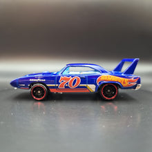 Load image into Gallery viewer, Hot Wheels 2022 '70 Plymouth Superbird Race Team Blue HW Race Team 5 Pack Exclusive
