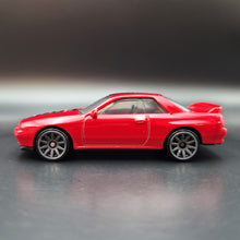 Load image into Gallery viewer, Hot Wheels 2023 Nissan Skyline GT-R (BNR32) Red Nissan 5 Pack Exclusive