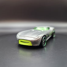 Load image into Gallery viewer, Hot Wheels 2016 Fast Felion Grey Police Pursuit 5-Pack Loose