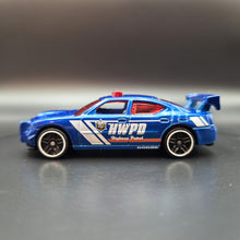 Load image into Gallery viewer, Hot Wheels 2016 Dodge Charger Drift Blue Police Pursuit 5-Pack Loose