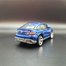 Load image into Gallery viewer, Matchbox 2019 '15 Mercedes Benz GLE Coupe Blue Auto Bahn Express Pack Loose