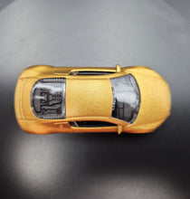 Load image into Gallery viewer, Matchbox 2019 (2007) Audi R8 Gold Auto Bahn Express Pack Loose