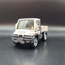 Load image into Gallery viewer, Matchbox 2022 Mercedes-Benz Unimog U300 White Auto Bahn Express III 5 Pack Exclusive