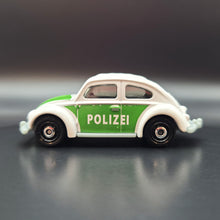 Load image into Gallery viewer, Matchbox 2023 '62 Volkswagen Beetle White Autobahn Express IV 5 Pack Exclusive