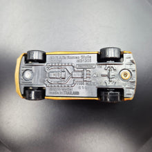 Load image into Gallery viewer, Matchbox 2023 2016 Alfa Romeo Giulia Gold Autobahn Express IV 5 Pack Exclusive