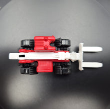Load image into Gallery viewer, Matchbox 2019 Load Lifter Red/White #38 MBX Construction 12/20