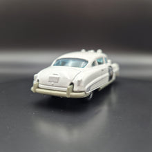 Load image into Gallery viewer, Matchbox 2020 '51 Hudson Hornet White MBX Countryside 5 Pack Loose