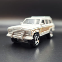 Load image into Gallery viewer, Matchbox 2023 '89 Jeep Grand Wagoneer White MBX Wagons II 5 Pack Exclusive