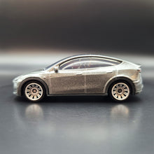 Load image into Gallery viewer, Matchbox 2023 Tesla Model Y Grey MBX Electric Drivers II 5 Pack Exclusive