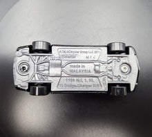 Load image into Gallery viewer, Hot Wheels 2019 '11 Dodge Charger R/T Black #158 Muscle Mania 10/10