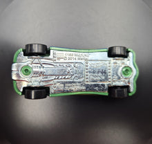 Load image into Gallery viewer, Hot Wheels 2021 Power Pipes Green Multipack Exclusive