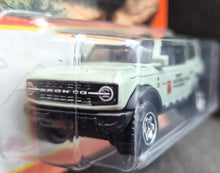 Load image into Gallery viewer, Matchbox 2023 '21 Ford Bronco Mint Green MBX Off-Road #25/100 New Long Card