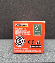 Load image into Gallery viewer, Matchbox 2023 1953 Buick Skylark Convertible Yellow #32 MBX Showroom New Sealed Box