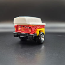 Load image into Gallery viewer, Matchbox 2021 Trailer Trawler Red #92 MBX Off-Road