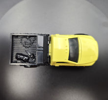 Load image into Gallery viewer, Matchbox 2021 2016 RAM Flatbed Neon Yellow City Adventure II 5 Pack