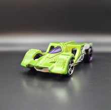 Load image into Gallery viewer, Hot Wheels 2016 Epic Fast Green #28 Digital Circuit 8/10