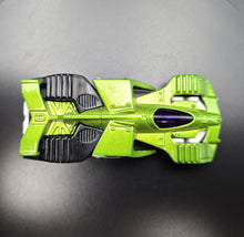 Load image into Gallery viewer, Hot Wheels 2016 Epic Fast Green #28 Digital Circuit 8/10