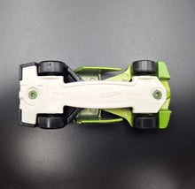 Load image into Gallery viewer, Hot Wheels 2016 Epic Fast Green #28 Digital Circuit 8/10
