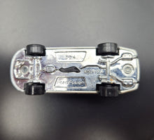 Load image into Gallery viewer, Hot Wheels 2009 Ford Fusion Pearl White #109 HW City Works 3/10