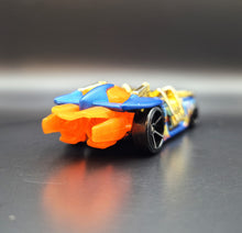 Load image into Gallery viewer, Hot Wheels 2013 Arachnorod Blue #53 HW Imagination Street Pests