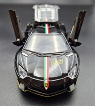 Load image into Gallery viewer, Explorafind 2020 Lamborghini Aventador SVJ LP780-4 Black 1:32 Die Cast Car