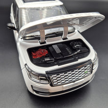 Load image into Gallery viewer, Explorafind 2020 Land Rover Range Rover White 1:18 Die Cast Car