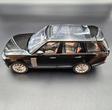 Load image into Gallery viewer, Explorafind 2020 Land Rover Range Rover Black 1:18 Die Cast Car
