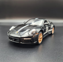 Load image into Gallery viewer, Explorafind 2021 Porsche 911 Turbo S Black 1:24 Die Cast Car