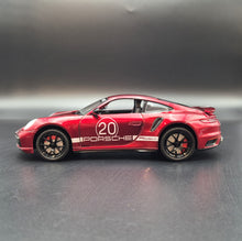 Load image into Gallery viewer, Explorafind 2021 Porsche 911 Turbo S Red 1:24 Die Cast Car