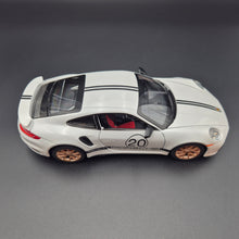 Load image into Gallery viewer, Explorafind 2021 Porsche 911 Turbo S White 1:24 Die Cast Car