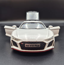 Load image into Gallery viewer, Explorafind 2020 Audi R8 V10 White 1:24 Die Cast Car
