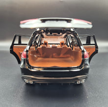 Load image into Gallery viewer, Explorafind 2021 Mercedes-Benz GLS 63 Black 1:24 Die Cast Car