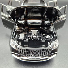 Load image into Gallery viewer, Explorafind 2021 Mercedes-Benz GLS 63 Black 1:24 Die Cast Car