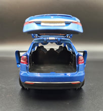 Load image into Gallery viewer, Explorafind 2020 Tesla Model X Blue 1:24 Die Cast Car
