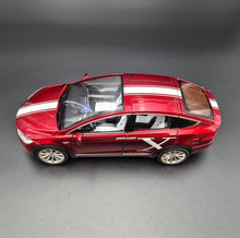 Load image into Gallery viewer, Explorafind 2020 Tesla Model X Red 1:24 Die Cast Car