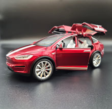 Load image into Gallery viewer, Explorafind 2020 Tesla Model X Red 1:24 Die Cast Car