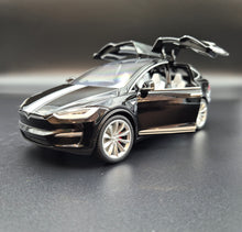 Load image into Gallery viewer, Explorafind 2020 Tesla Model X Black 1:24 Die Cast Car